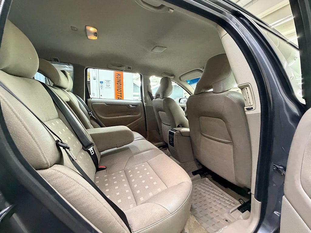 VOLVO V70 2.4 BUSINESS 140 ch 4X2 BVM - 265000 km