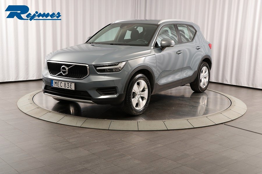 Volvo XC40 T4 FWD Momentum Edition