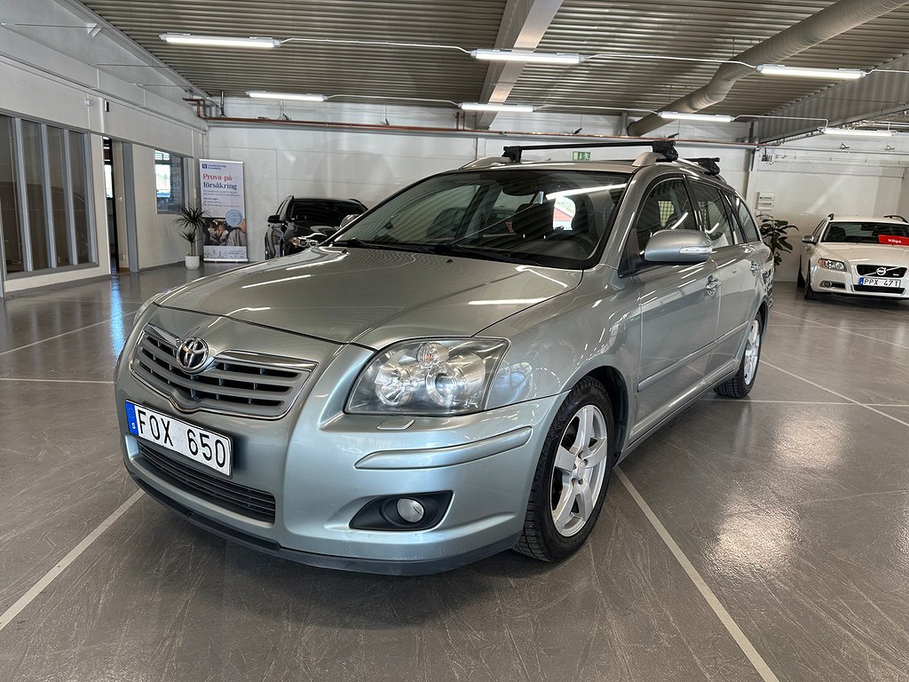 Toyota Avensis Kombi 2.0 D-4D Euro 4 Nyservad Drag