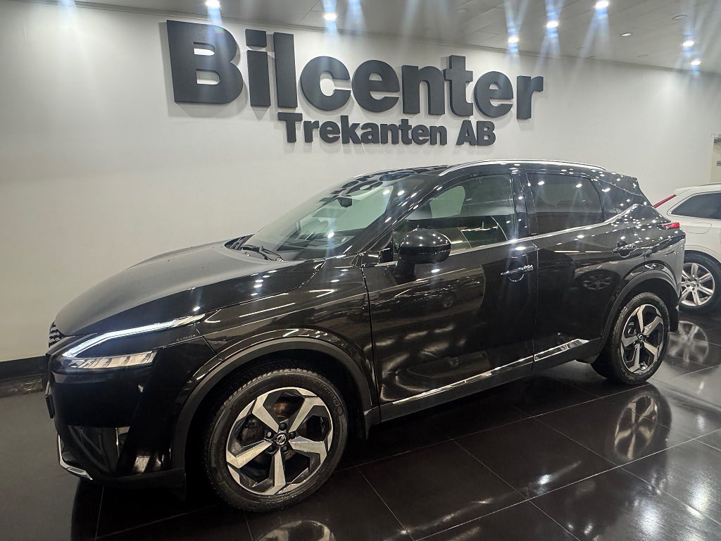 Nissan Qashqai 1.3 DIG-T XTRONIC-CVT Navi*Drag*Pano*Kamera