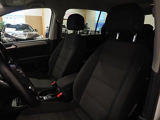 Minibuss Volkswagen Touran 13 av 20