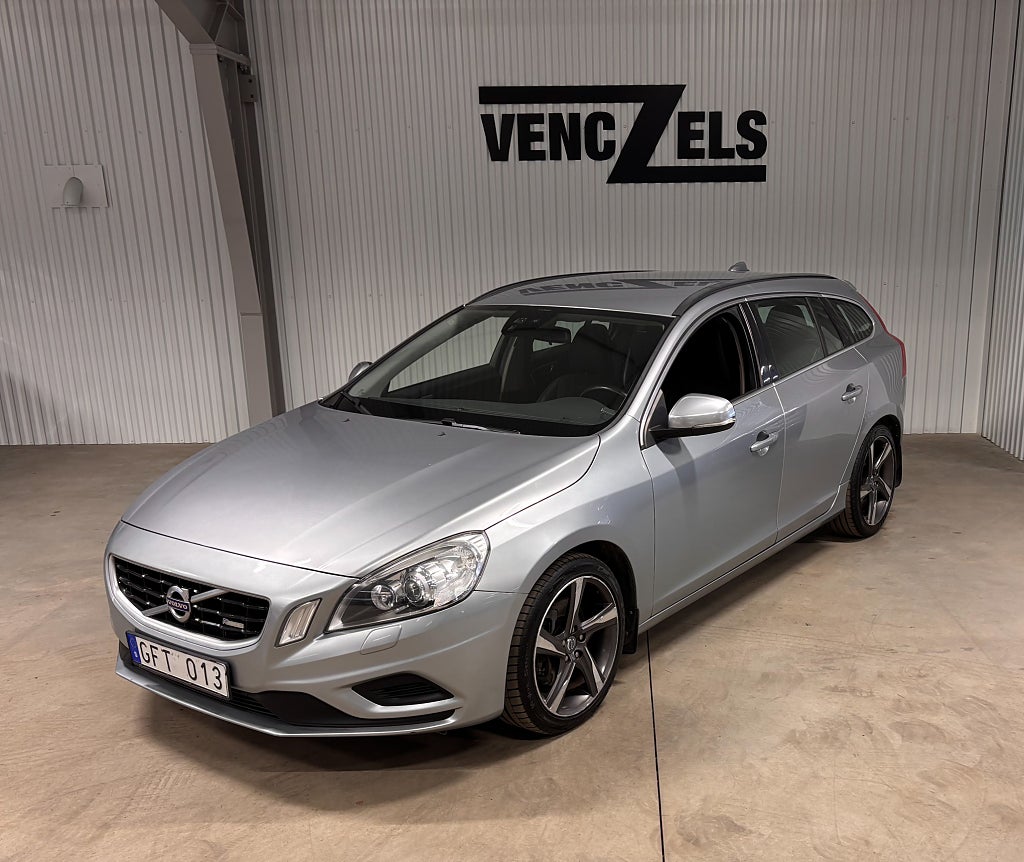 Volvo V60 D5 R-Design Motorvärmare Dragkrok 205 hk Fullservad