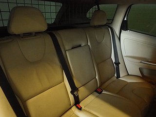 SUV Volvo XC60 10 av 19