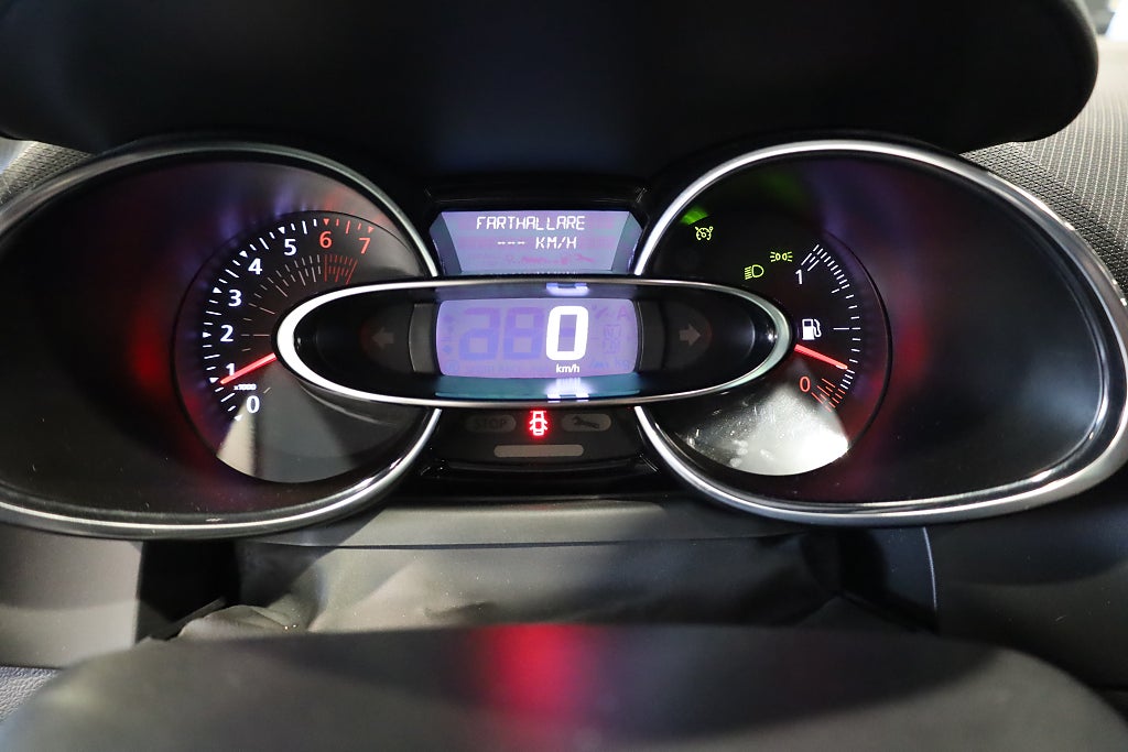 Renault Clio 0.9 TCe Intens II Navi PDC Blåtand Keyless 2019