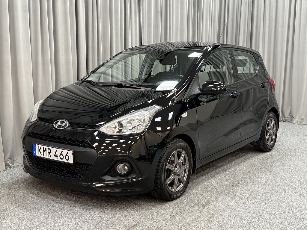 Hyundai i10 1.0 67HK Comfort Plus Rattvärme/Farth/Nyservad