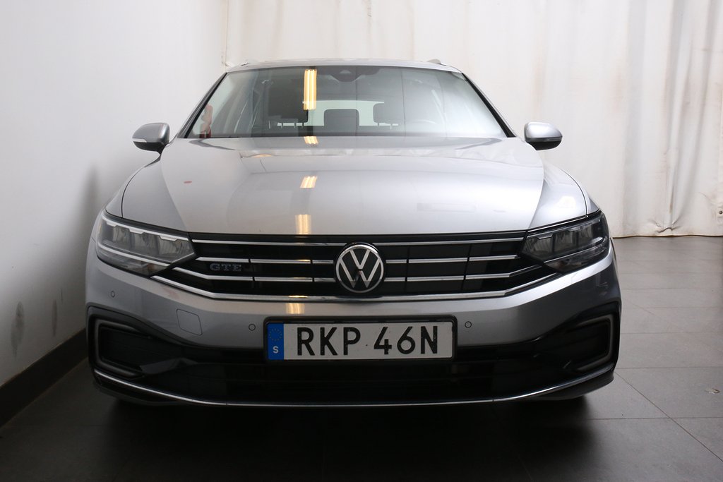 Volkswagen Passat GTE 218hk Sportscombi DSG Leasbar Panorama 2021