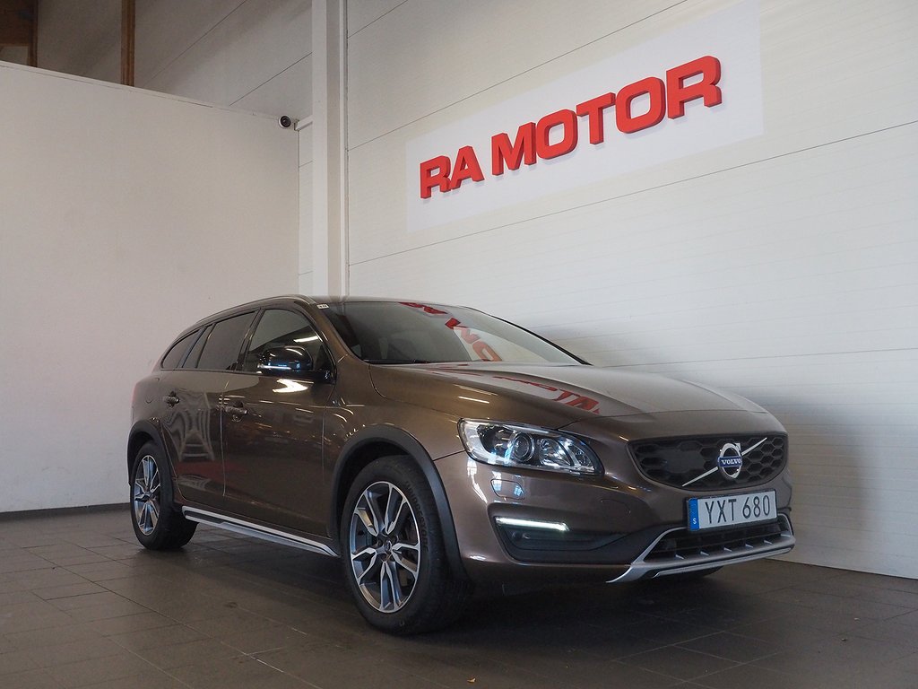 Volvo V60 Cross Country D4 AWD 190hk Summum |Drag|D-värm| 2018