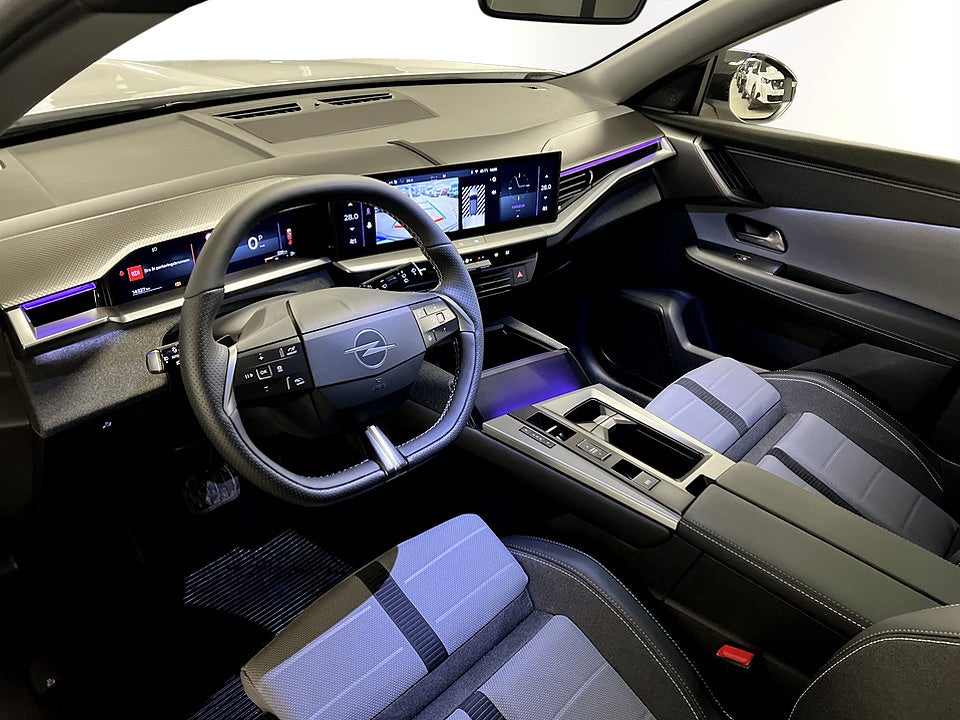 Bild på Opel Grandland GS Hybrid 136hk - DEMO