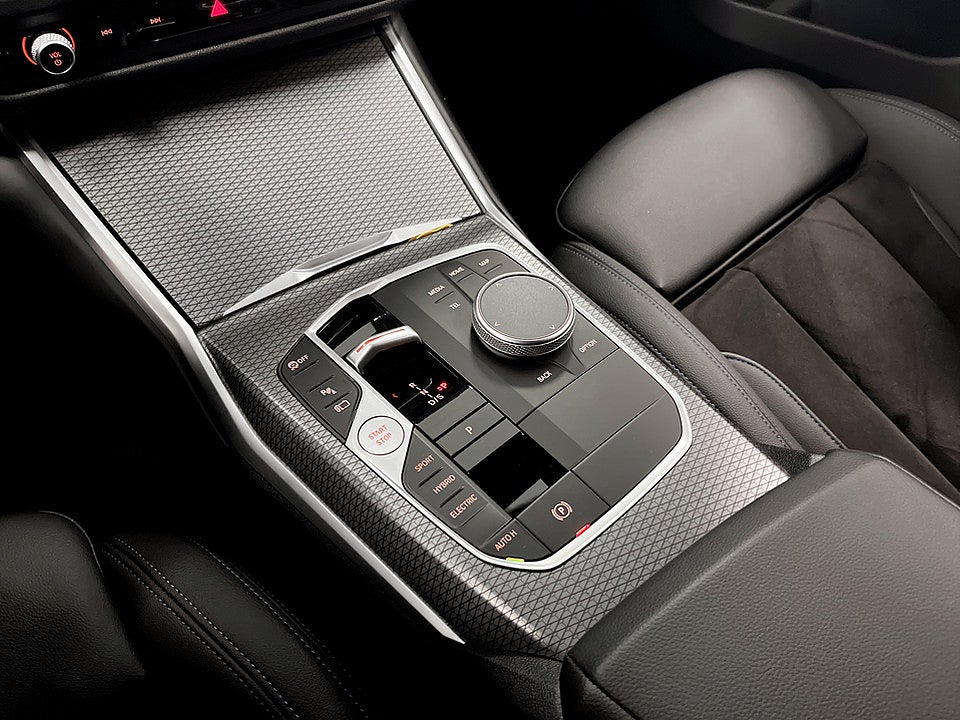 Bild på BMW 330e M-Sport xDrive Touring 292hk Aut CARPLAY DRAG