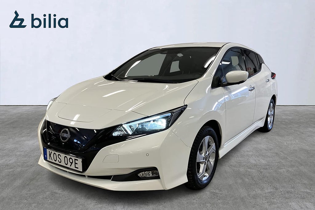 Nissan Leaf N-Connecta/Rattvärme/Navi/s&v-däck/360 Backkam...