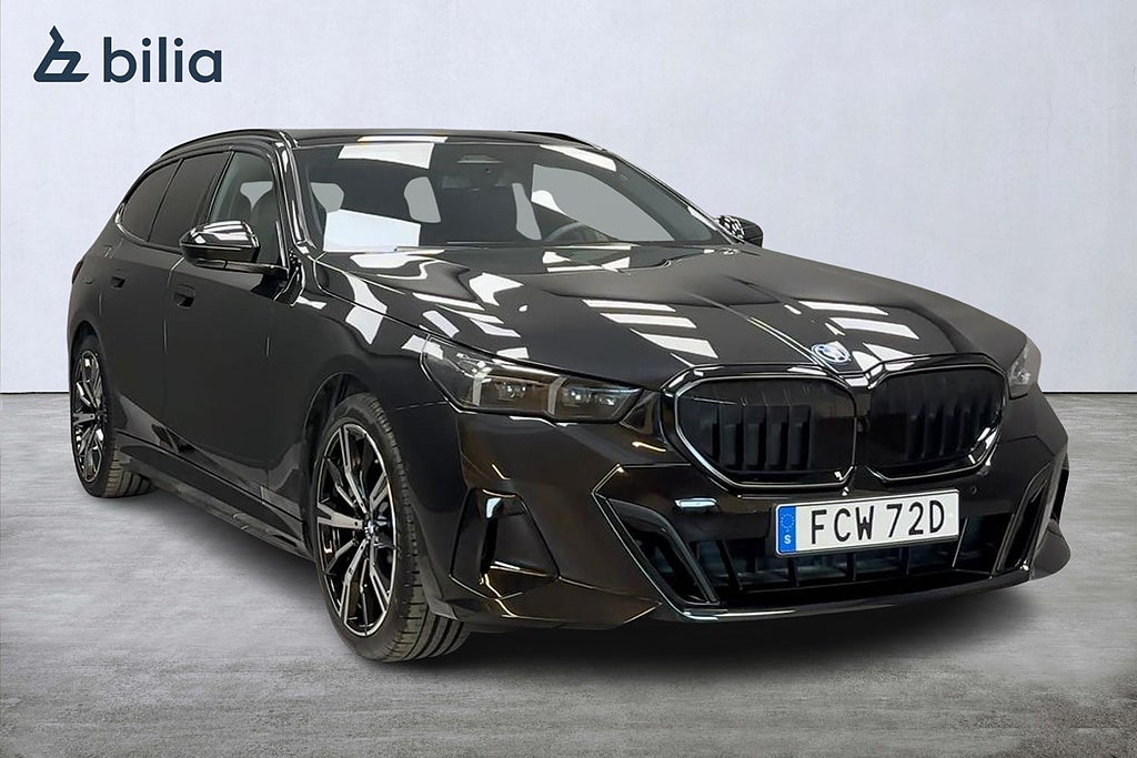 BMW 530e xDrive Touring/M-Sport PRO/Keyless Entry/H&K/Drag