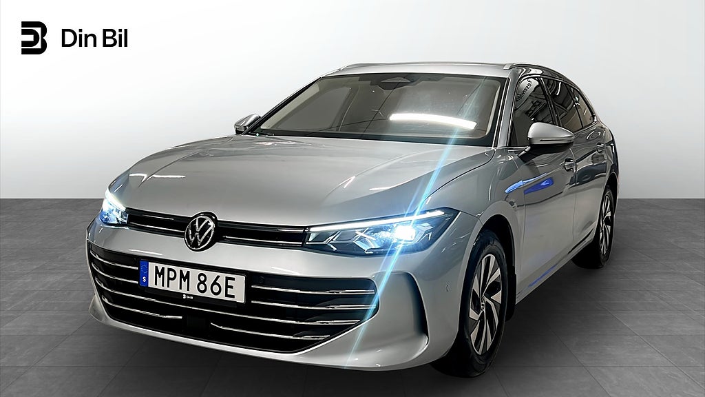 Volkswagen Passat eTSI150 DSG Business