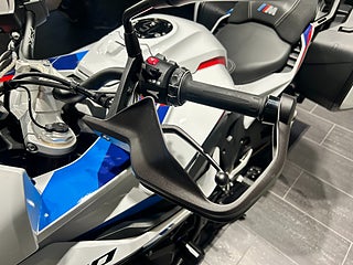 BMW S1000XR /Kamera/3 väskor/Serviceavtal/Kraschbågar