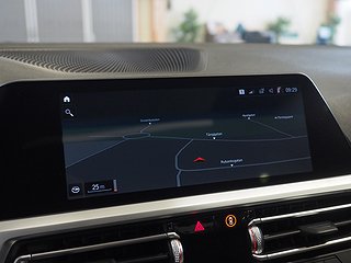 Sedan BMW M340 21 av 27