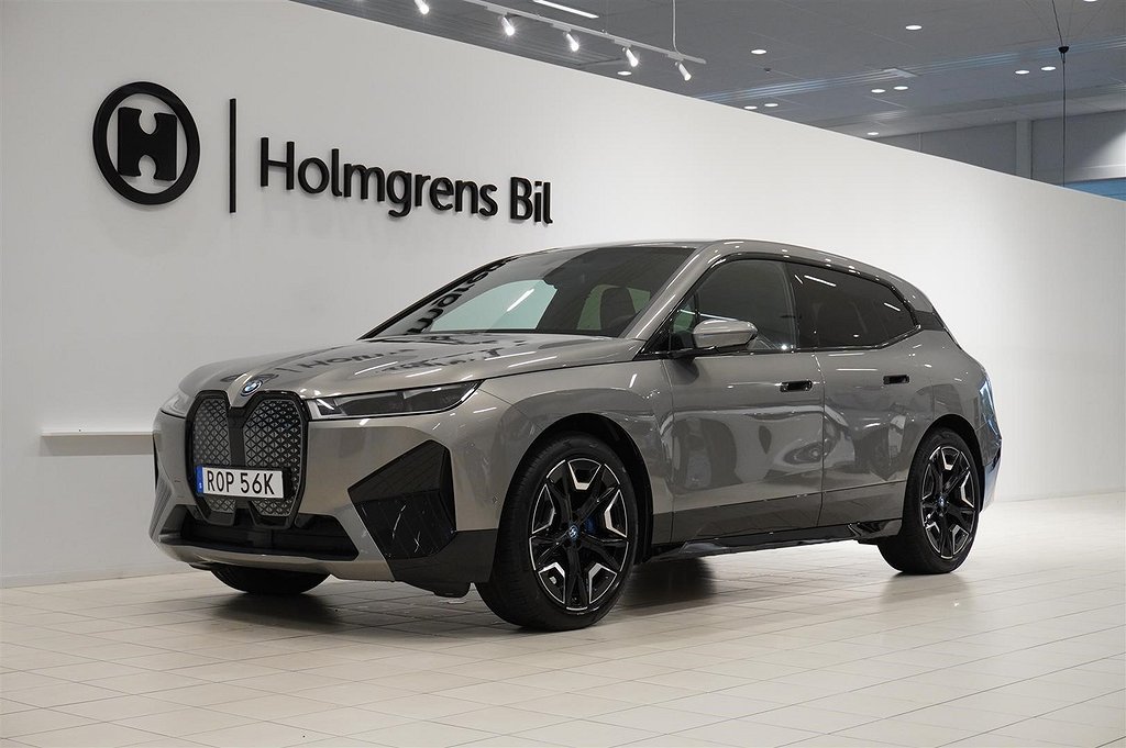 BMW iX xDrive40 Business Lounge Edition Drag 22'' Tonade Rutor Bil