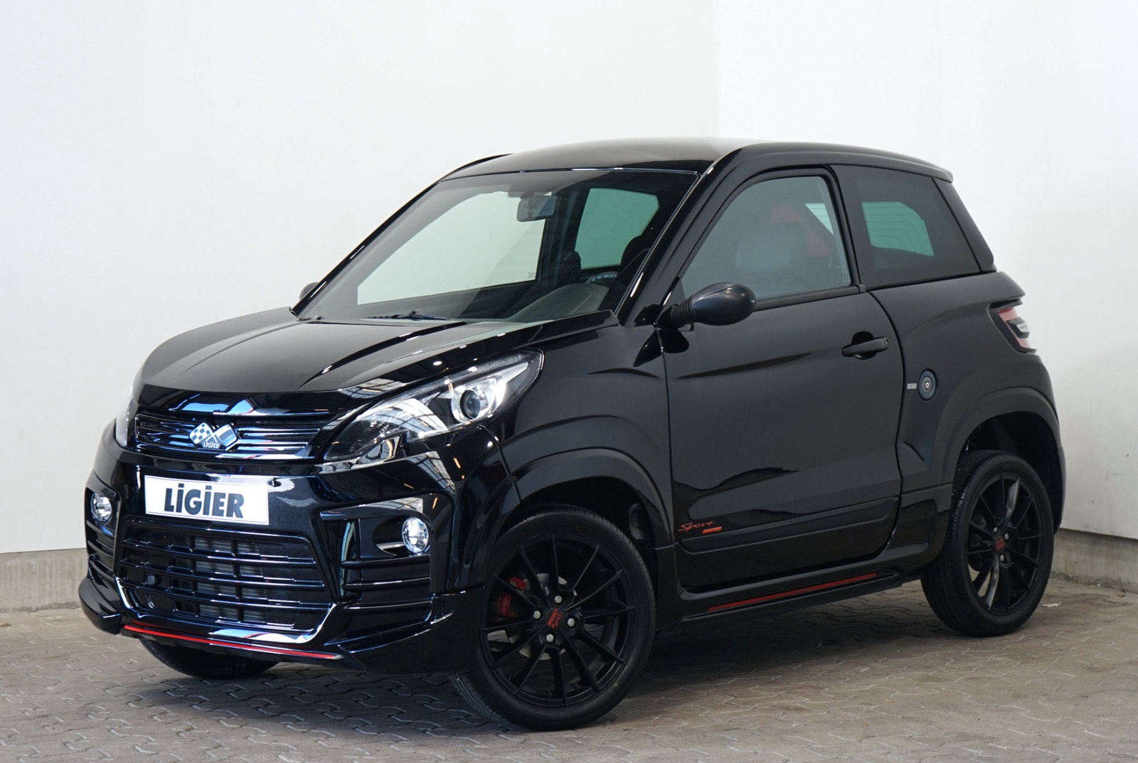 Ligier JS60 0.5 B-Kamera Carplay 8hk 2022 - miniatyr 2