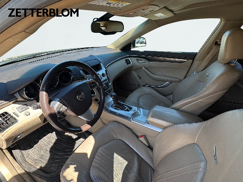 Sedan Cadillac CTS 8 av 14