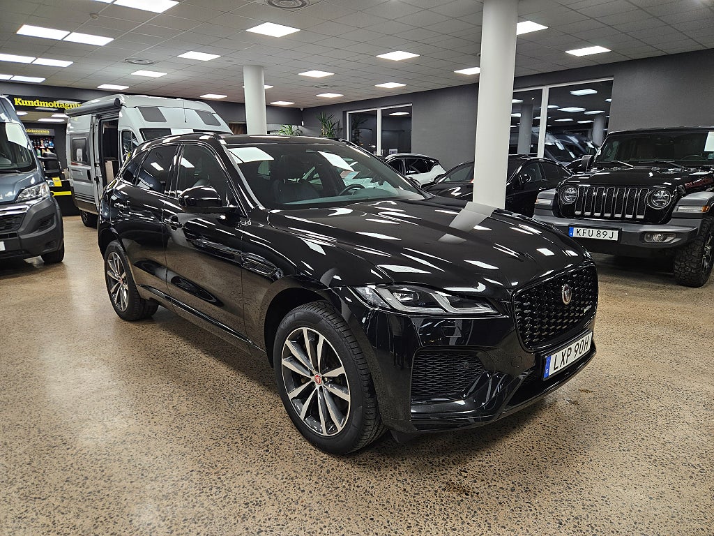 Jaguar F-Pace P400e PHEV R-Dynamic Signature / Pano / MOMS / Black Pack