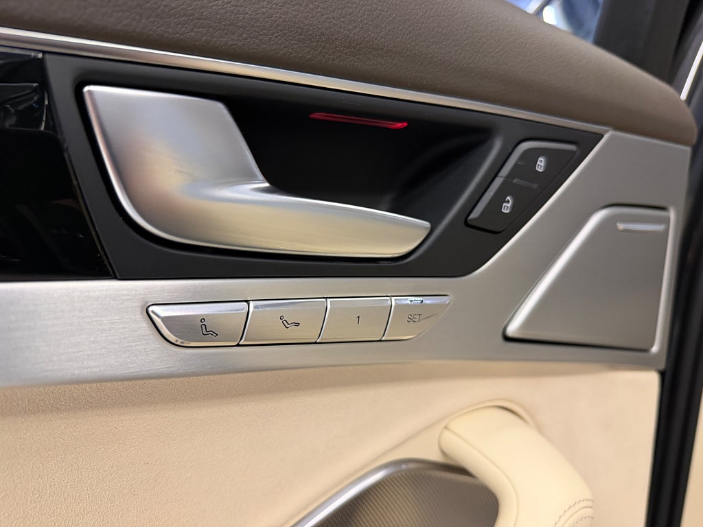 Audi S8 2013 - miniatyr 19