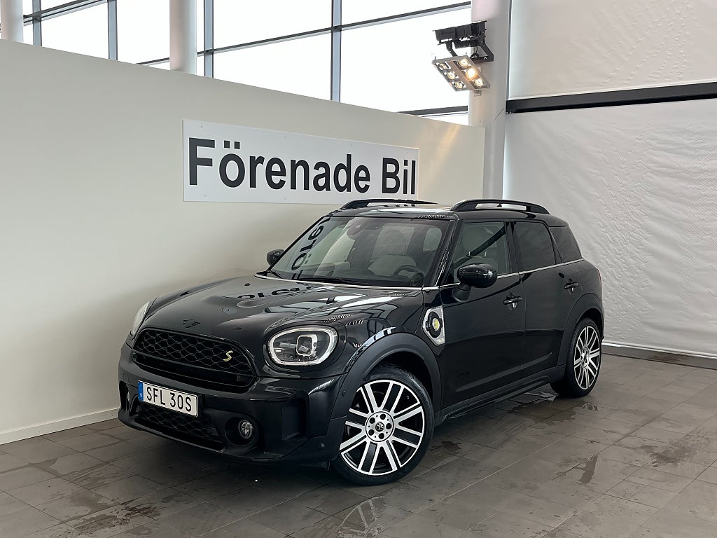 MINI Countryman SE H/K HUD Panoramatak Backkamera Nav Tonade Rutor Bak 