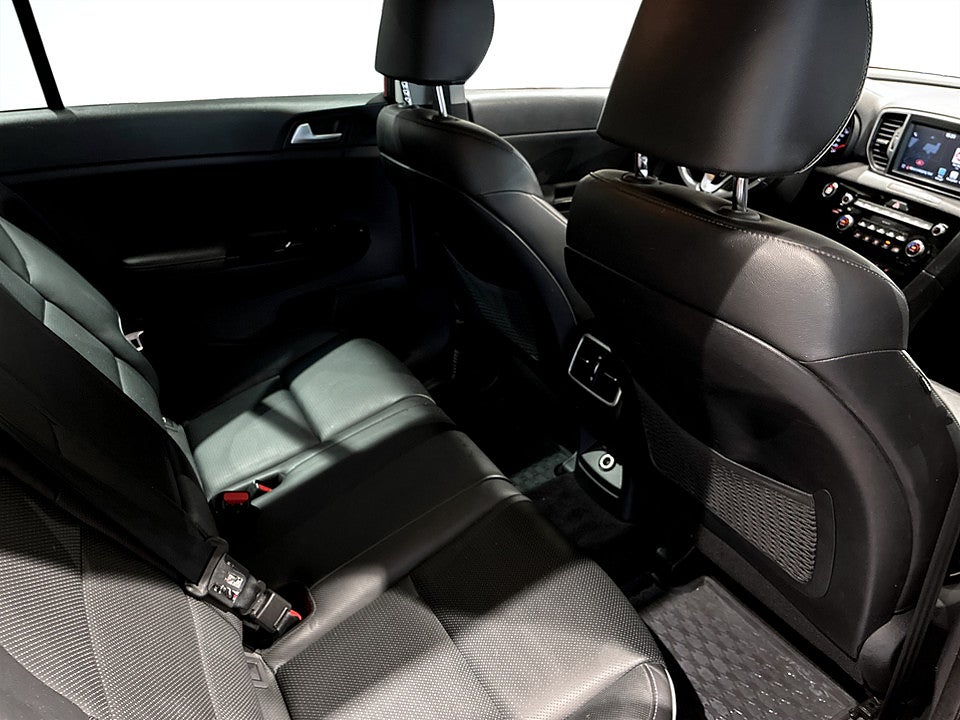 Bild på Kia Sportage Advance 1.7 CRDi 141hk Aut JBL B-KAMERA ELSTOL