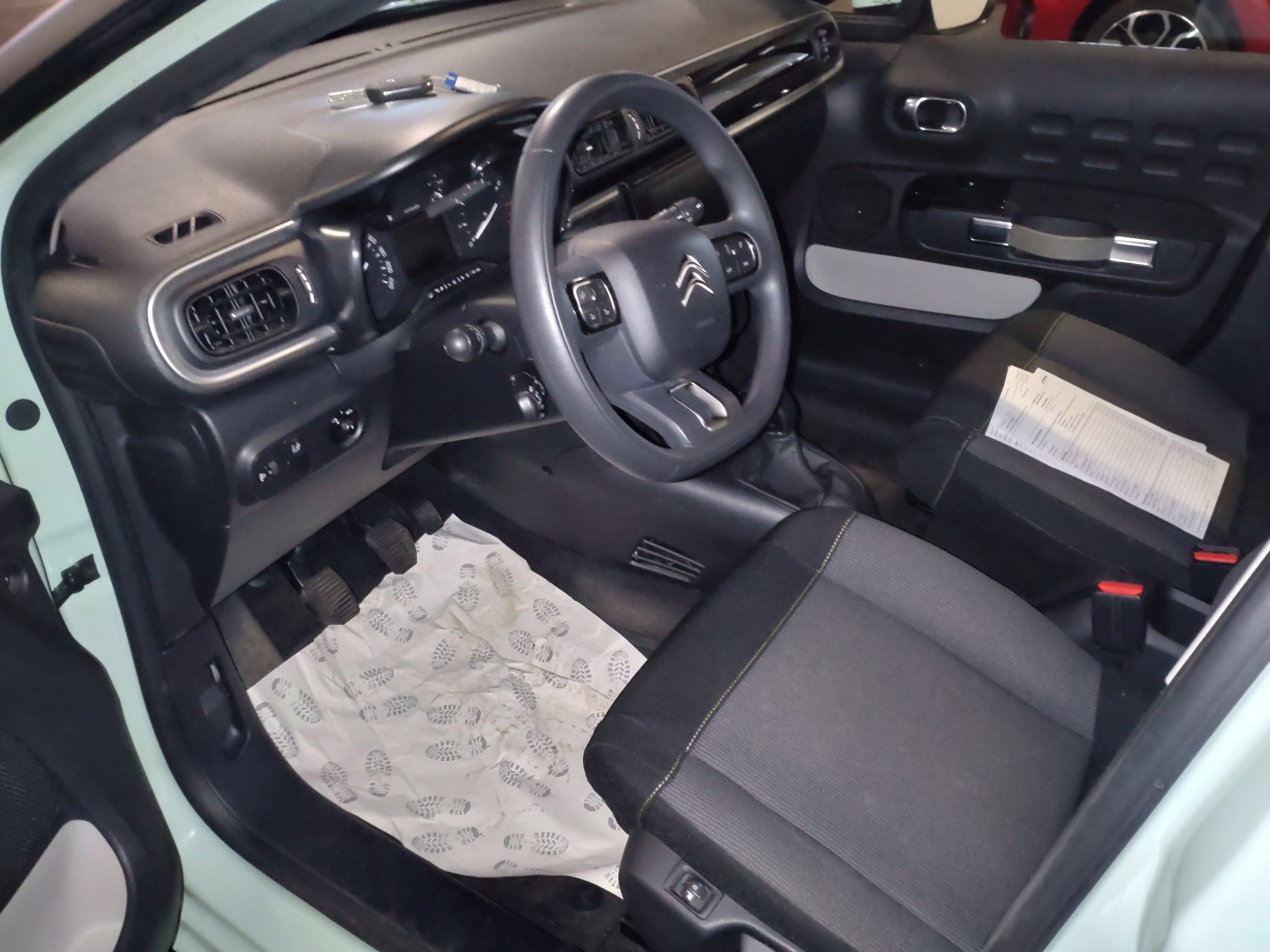 Citroen C3 1.2 PureTech 2017, photo 7/41