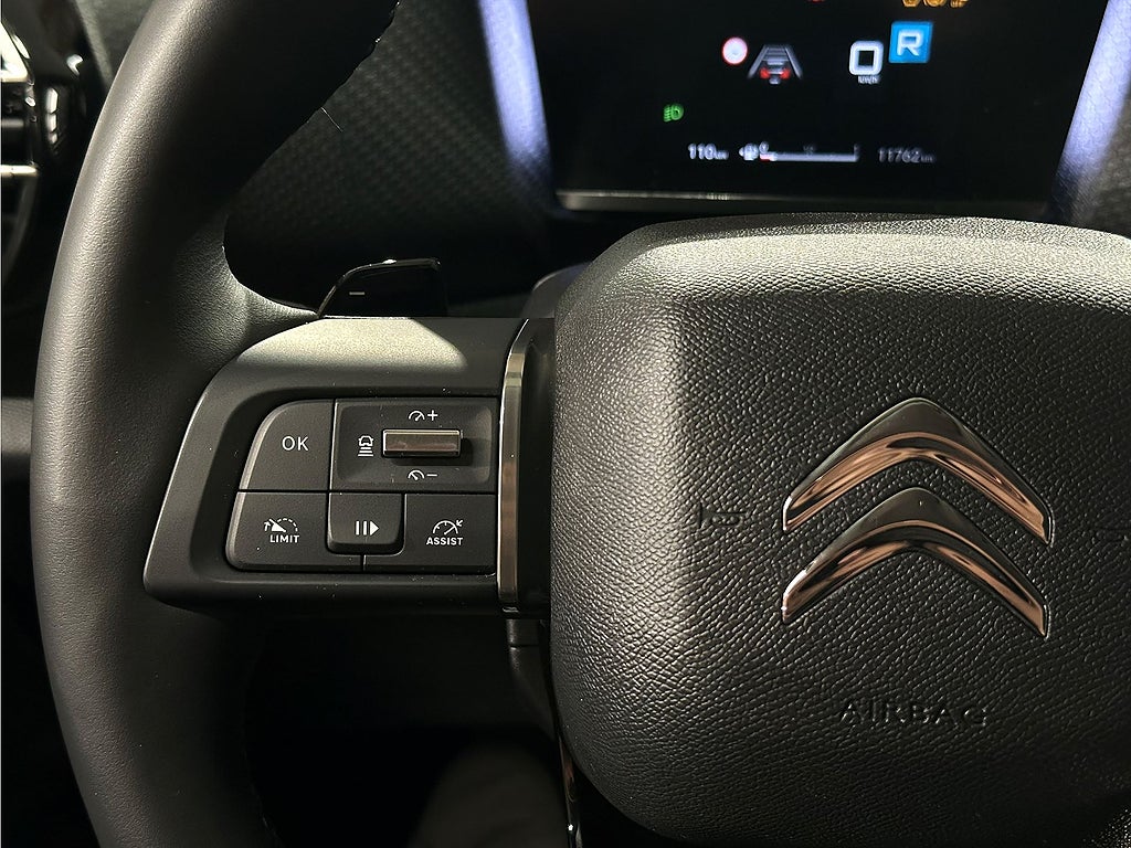 Bild på Citroën C4 X Shine 1.2 PT 130hk Aut - 360-KAMERA,NAV,HUD