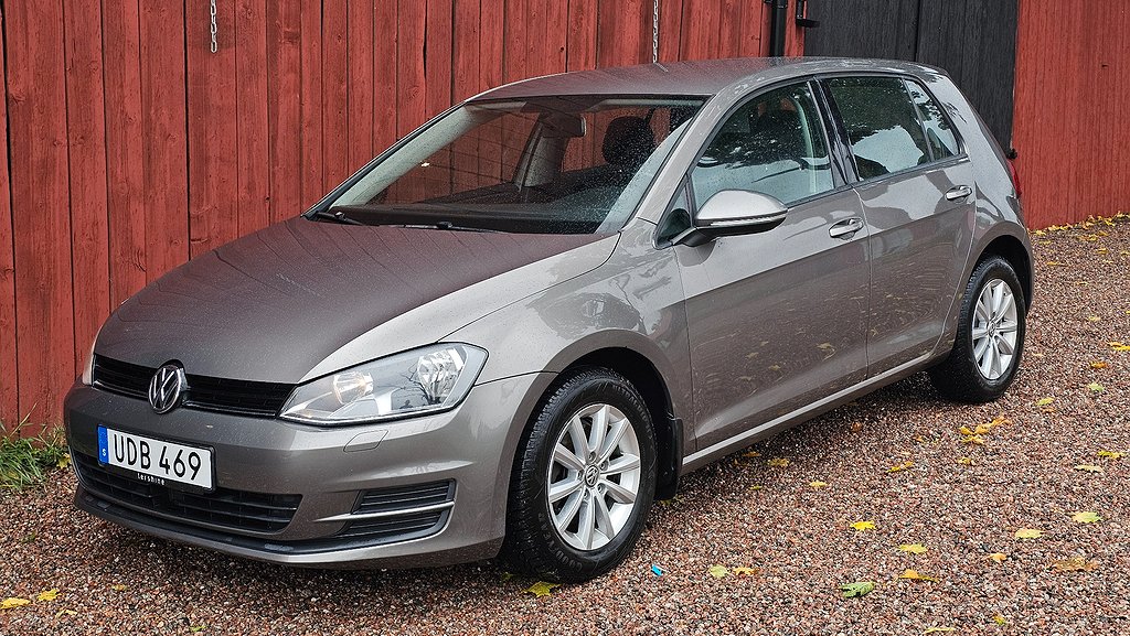 Volkswagen Golf 1.6 TDI Nyservad Drag Kamera Adaptiv