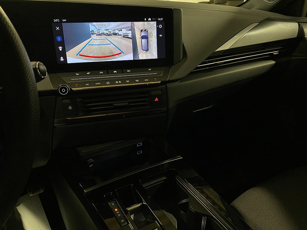 Bild på Opel Astra GS ST 1.2 Turbo 130hk AUT - BACKKAMERA, NAV