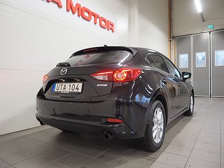 Halvkombi Mazda 3 6 av 19