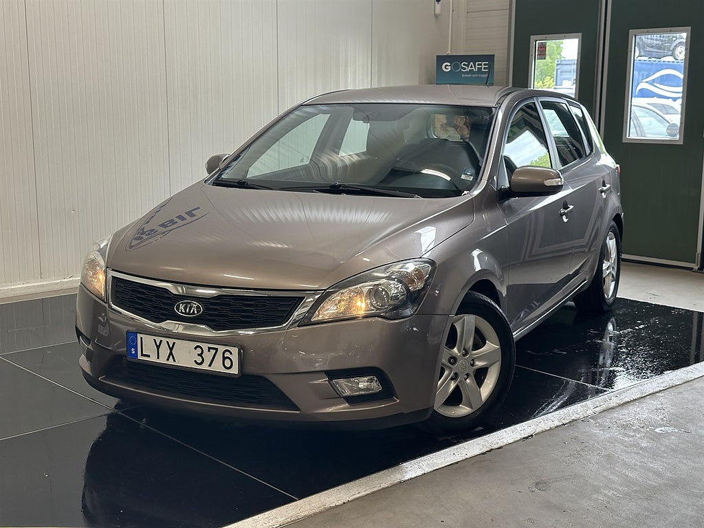 Kia Ceed cee´d 1.6 CRDi Manuell 115hk ECO|Drag|Ny servad|SoV|