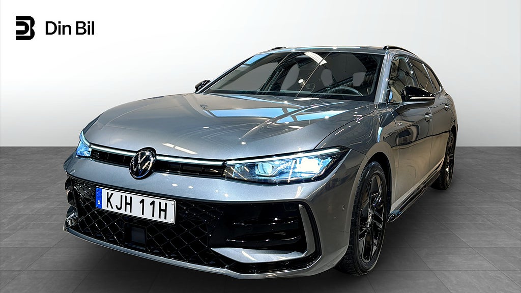 Volkswagen Passat 2.0 TDI 193hk 4M R-Line Black/Värmare/Drag