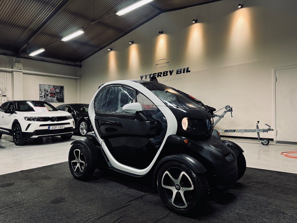 Renault Twizy Urban 45 7 kWh Elbil Mopedbil Klass 1 M+S