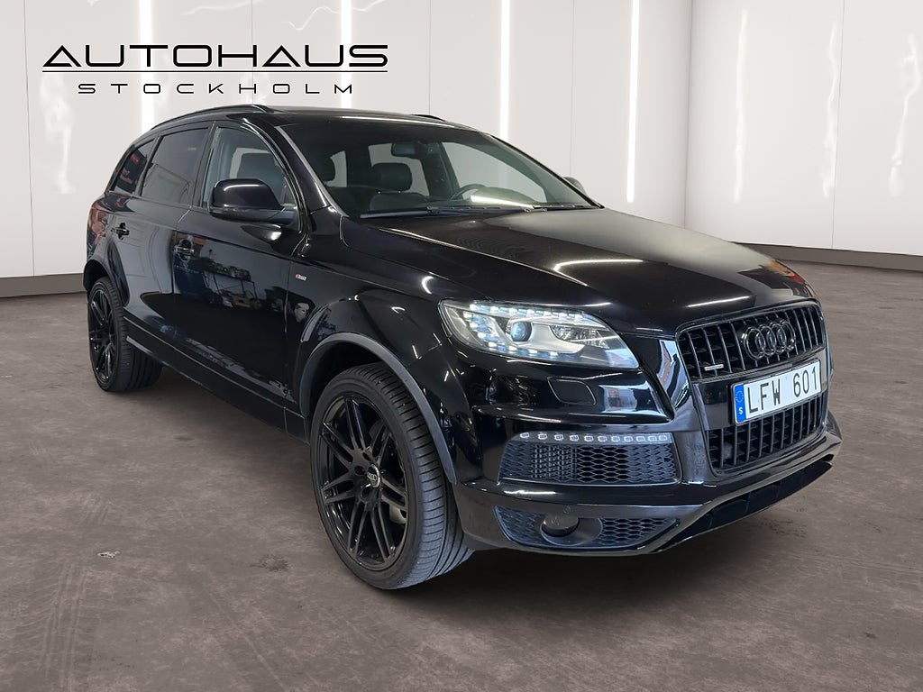 Audi Q7 3.0 TDI Q 240hk S-Line 7-Sits Pano Drag BOSE Värmare 