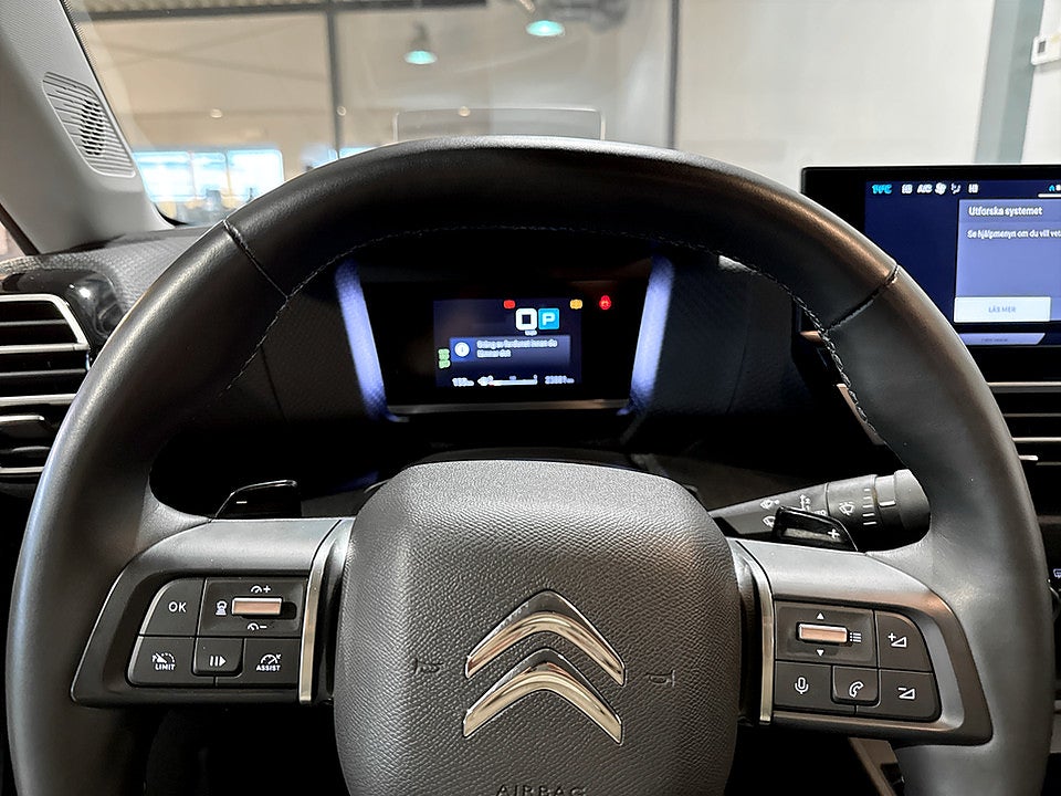 Bild på Citroën C4-X Shine 1.2 PT 130hk Aut B-KAMERA CARPLAY