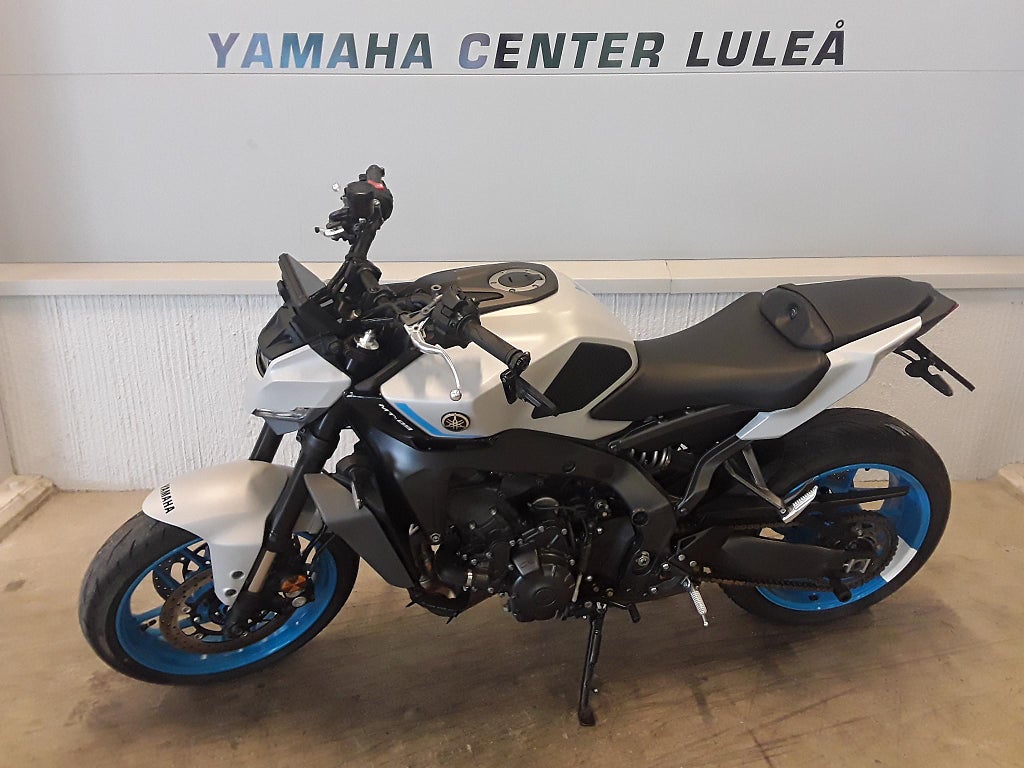 Yamaha MT-09 