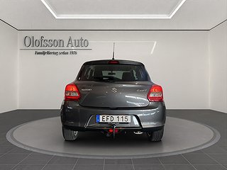 Halvkombi Suzuki Swift 10 av 11