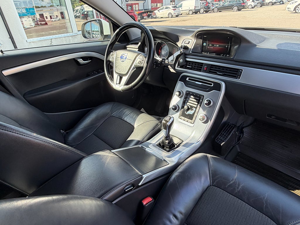 Volvo V70 D3 Classic, Momentum 150 hk