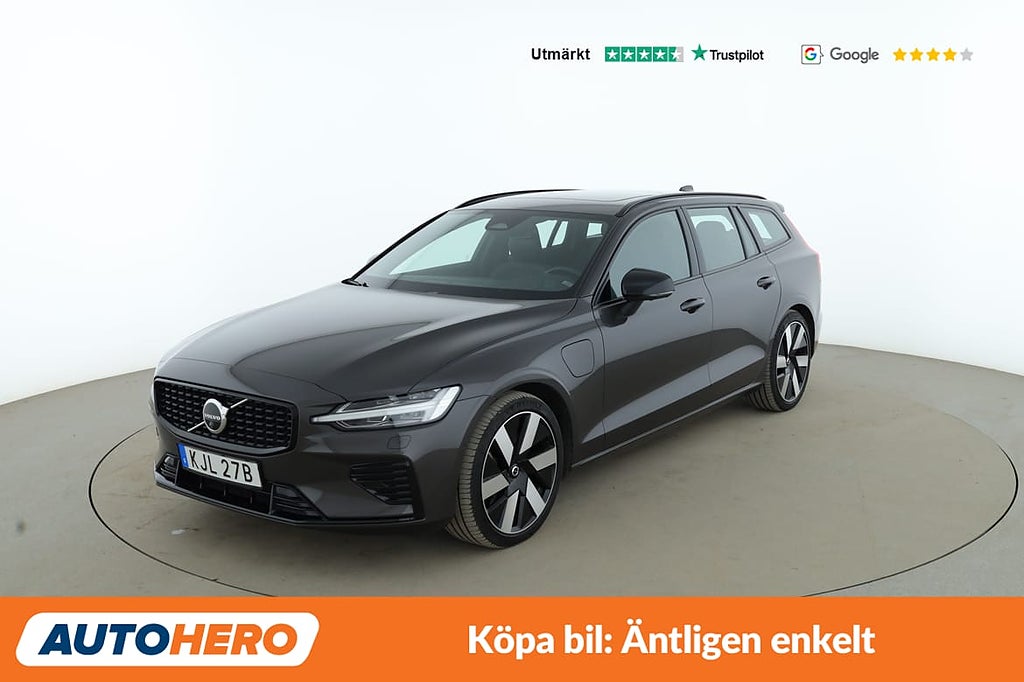 Volvo V60 T6 Recharge Plus AWD / Panorama, 360, Carplay