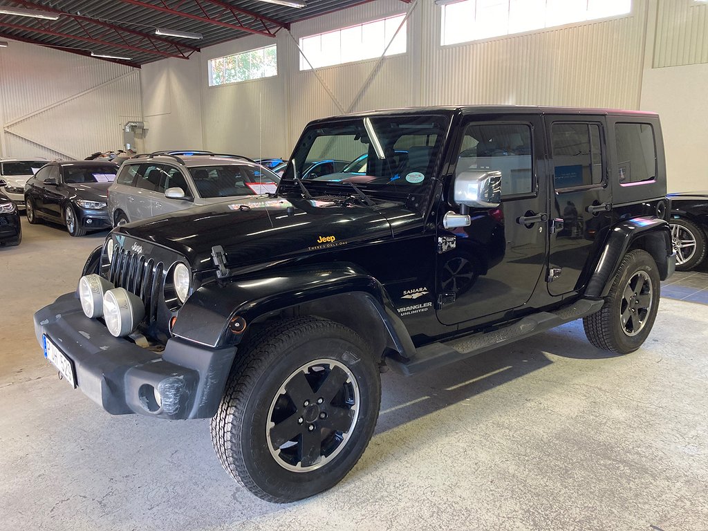 Jeep Wrangler Unlimited 3.8 V6 4WD Cab HT Soltak 2 Äg Nybes