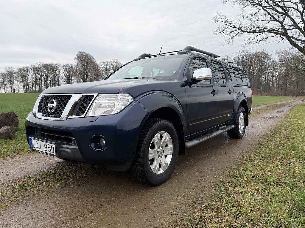 Nissan Navara Dubbelhytt 2.5 dCi 4x4 Euro 5 Låga Mil 