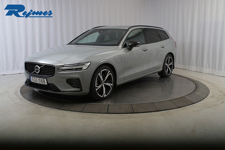 Volvo V60 T6 Plus Dark Edition