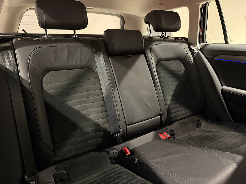 Volkswagen Passat GTE |Drag | Kamera | Nyservad | Låga mil 2018