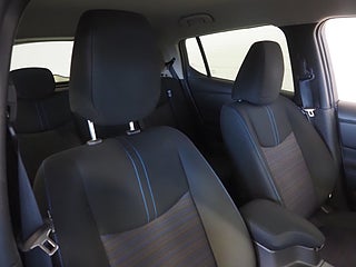 Halvkombi Nissan Leaf 10 av 23