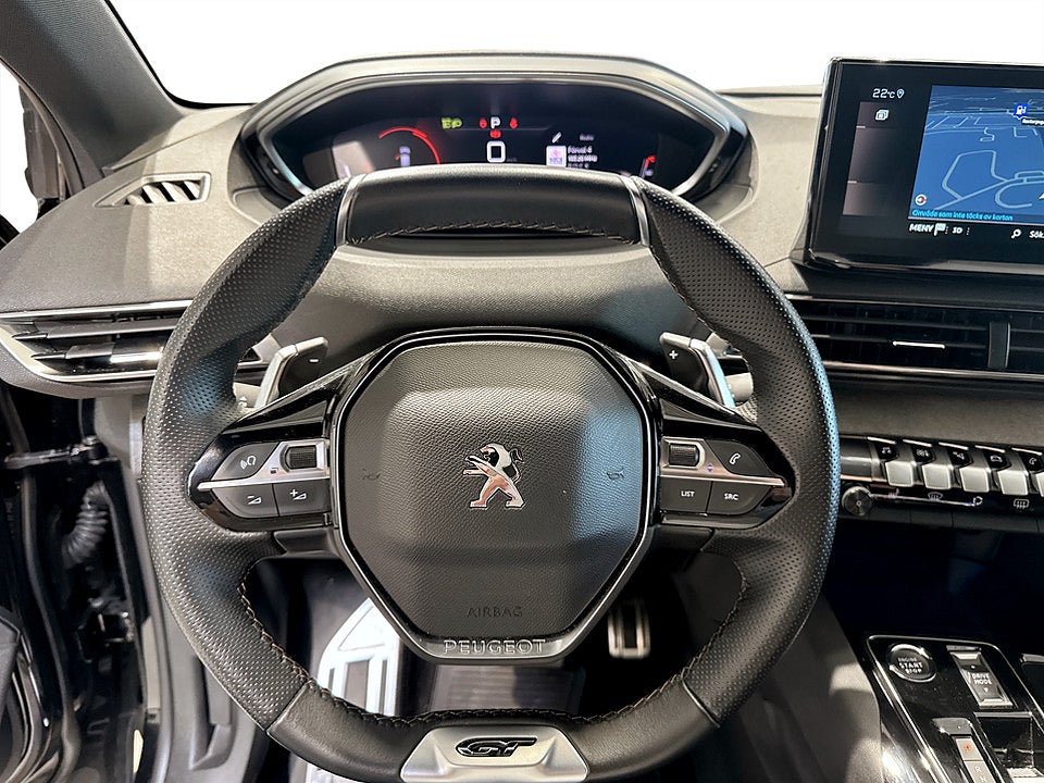 Bild på Peugeot 3008 GT 1.2 PT 130hk Aut B-KAMERA CARPLAY