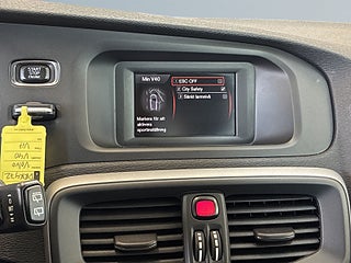 Volvo V40 D2 Powershift Your Kinetic S&V-Hjul/ PVärm/Dvärm/BT – bild 11