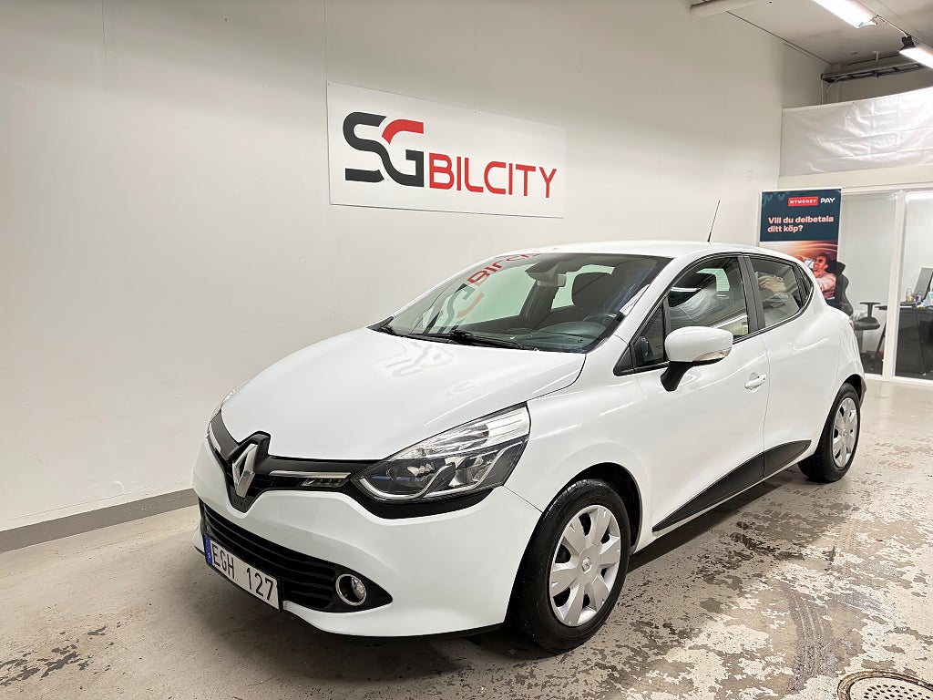 Renault Clio 1.2 SoV NAVIGATION NYSERVAD FACELIFT / 0% RÄNTA