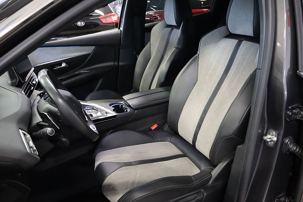 Bild på Peugeot 3008 GT HYBRID4 300hk Aut AWD - B-KAMERA