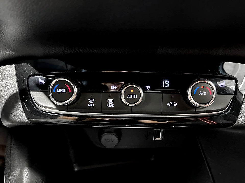 Bild på Opel Corsa-e GSI 50kWh 136hk Aut B-KAMERA RATTVÄRME