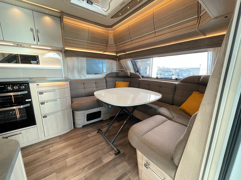 Kabe Royal 520 XL KS /ALDE/Solcell/Ugn/Väldigt fint skick - Kabe